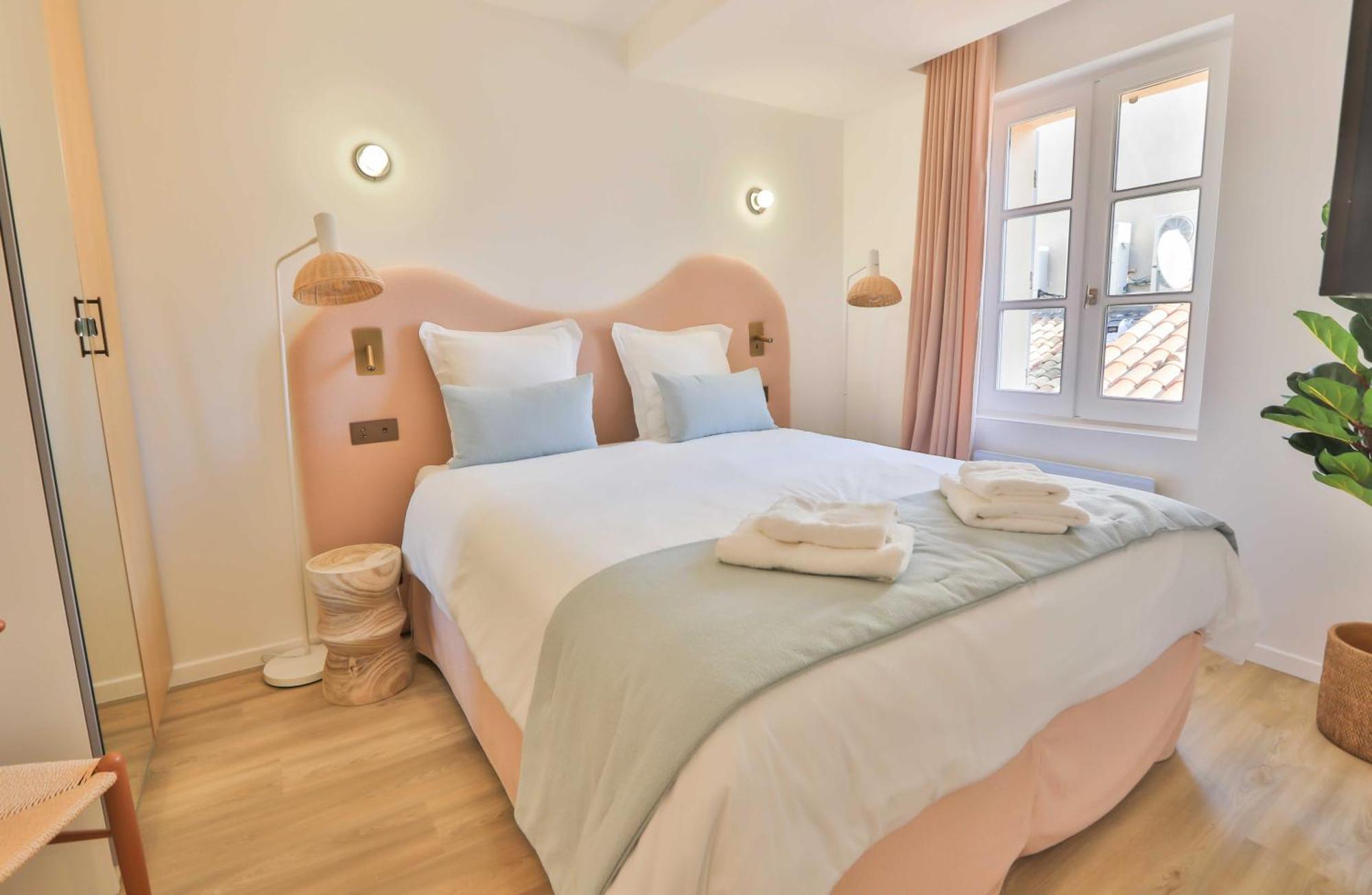 Nice 2 Bed Flat - Hyper Centre St Tropez Saint-Tropez Buitenkant foto